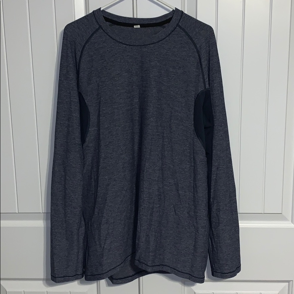 Lululemon Men’s Long Sleeve athletic shirt